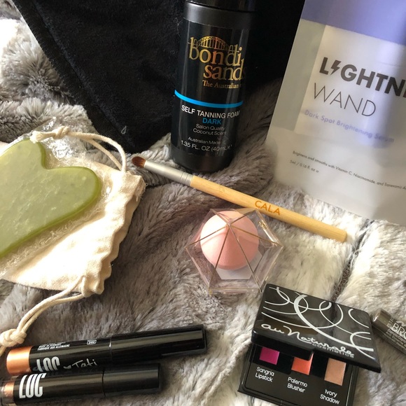 Face makeup samples - Picture 5 of 6